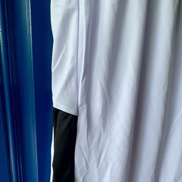 Basketball shorts, running shorts, new with tags - Picture 5 of 7